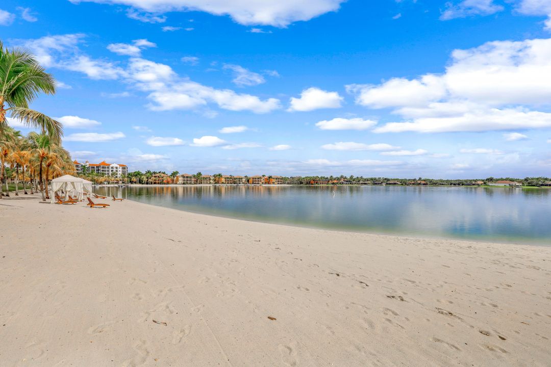 10095 Valiant Ct #201, Miromar Lakes, FL 33913