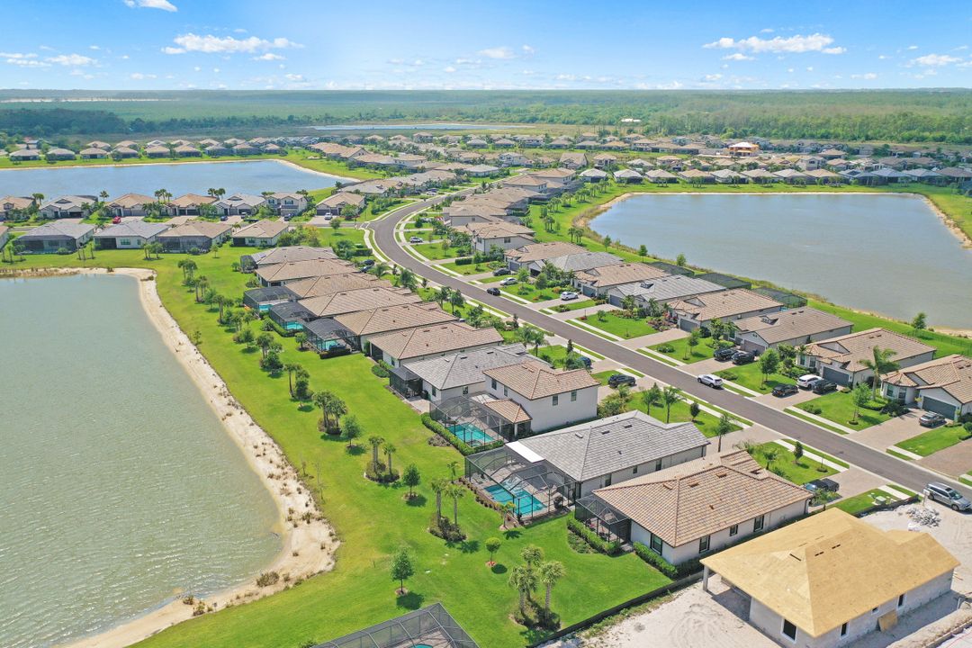 19813 Bittersweet Ln, Estero, FL 33928