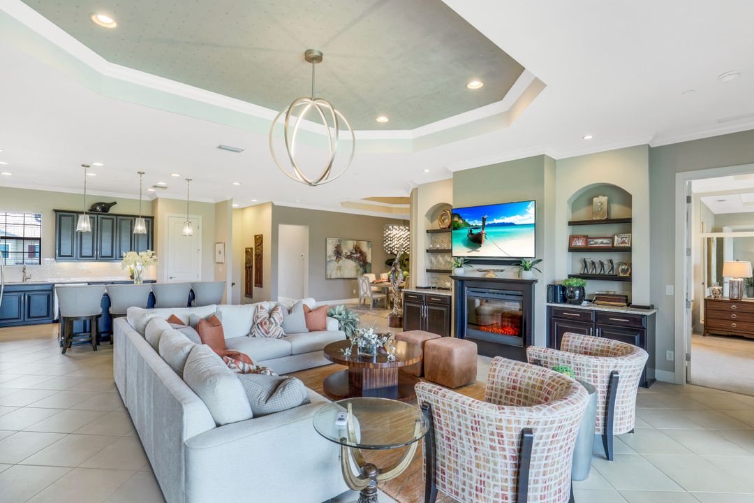 8761 Bellano Ct #203, Naples, FL 34119