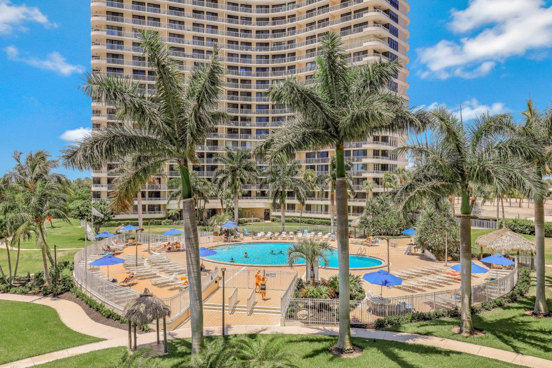 380 Seaview Ct #1403, Marco Island, FL 34145