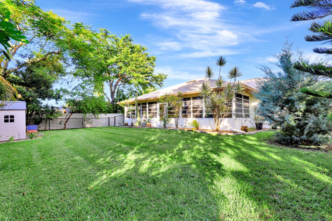 700 SW 6th Ave, Cape Coral, FL 33991