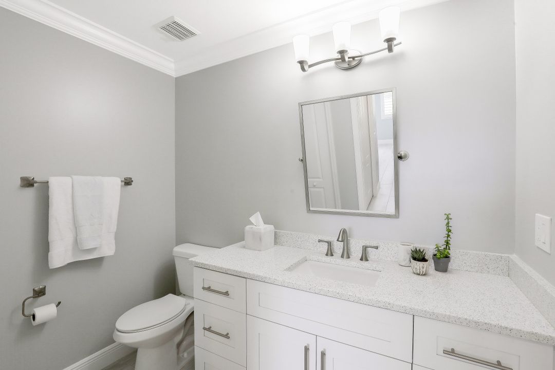 3780 Sawgrass Way #3325, Naples, FL 34112