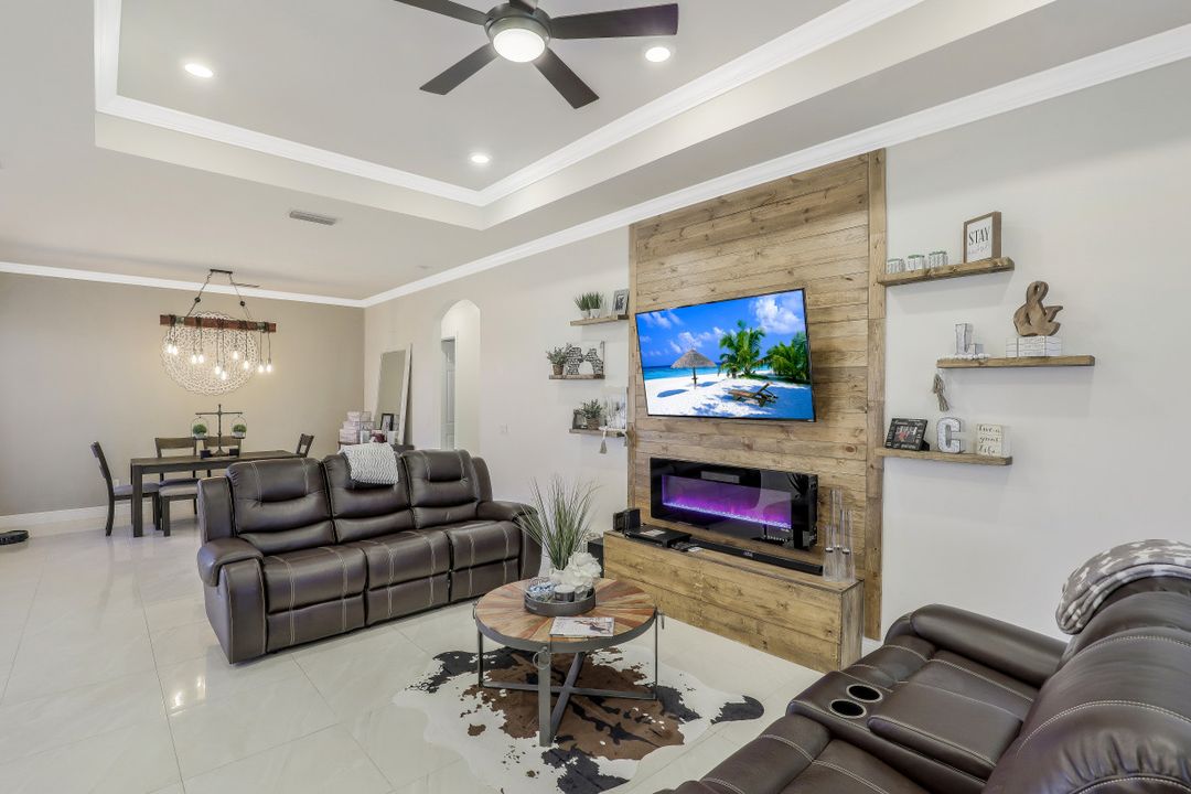 2730 NW 41st Pl, Cape Coral, FL 33993