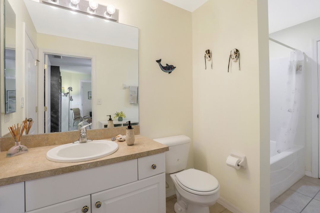 308 NW 22nd Ct, Cape Coral, FL 33993