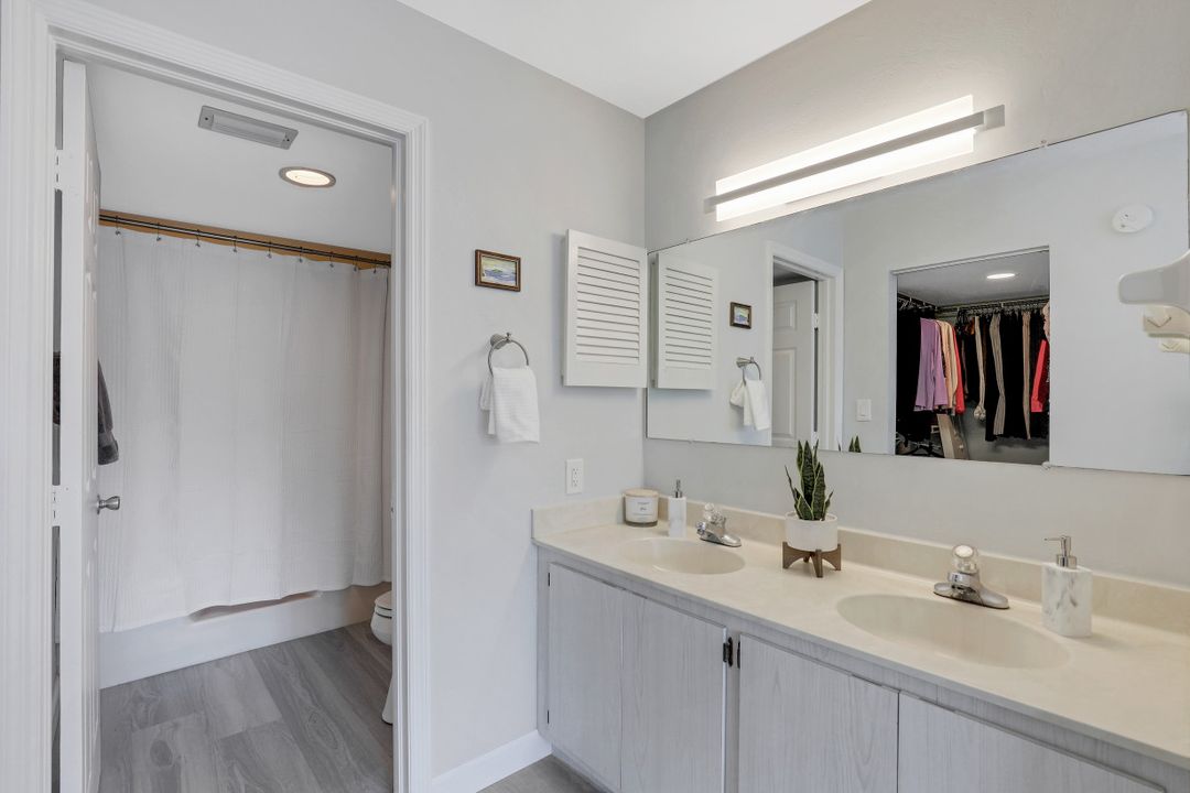 15171 Cedarwood Ln #3502, Naples, FL 34110