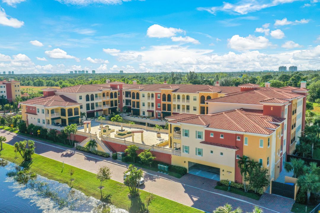 21530 Strada Nuova Circle #C-414, Estero, FL 33928