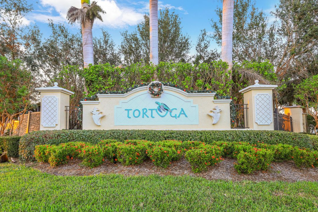 9941 Periwinkle Preserve Ln  #203, Fort Myers, FL 33919
