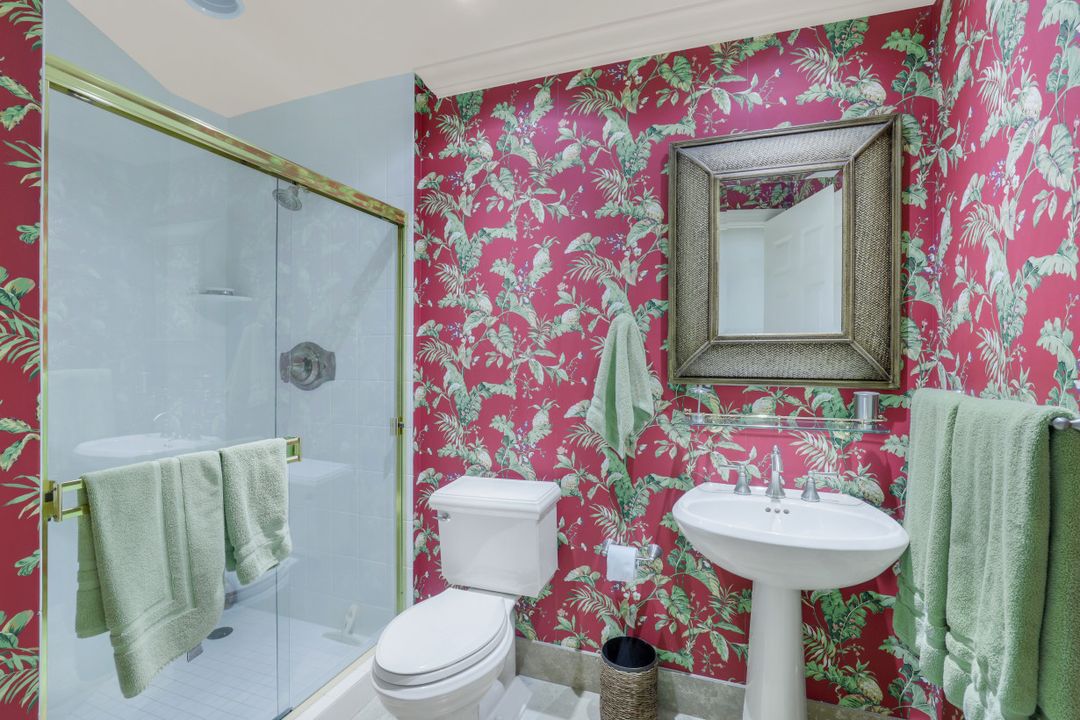 7575 Pelican Bay Blvd #1705, Naples, FL 34108