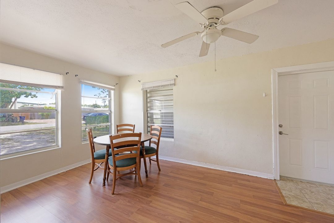 1209 Biscayne Dr, Cape Coral, FL 33909