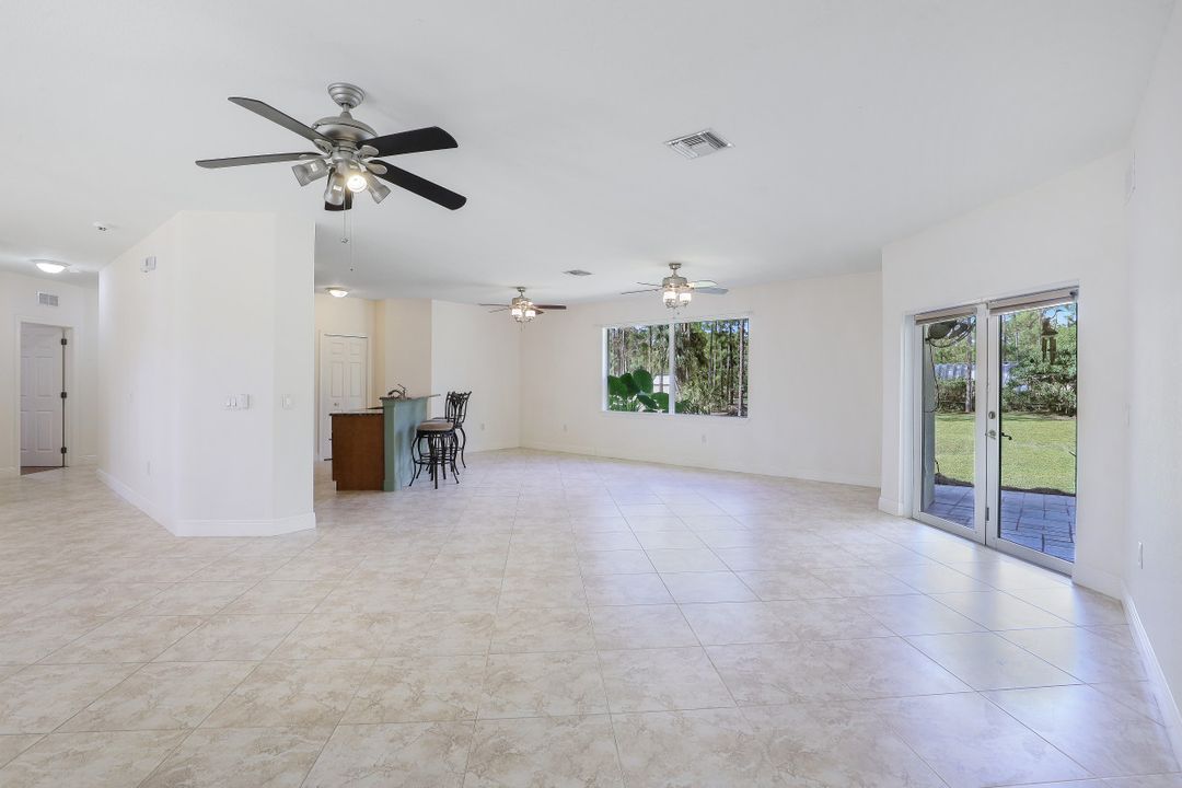1491 20th Ave NE, Naples, FL 34120