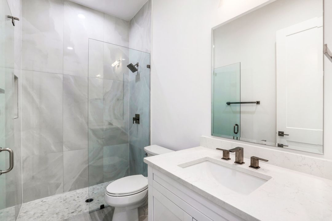 226 Legacy Ct, Naples, FL 34110