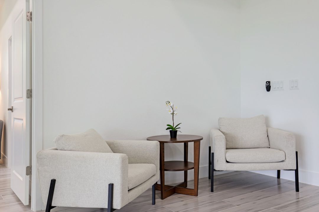 853 SW 13th St, Cape Coral, FL 33991