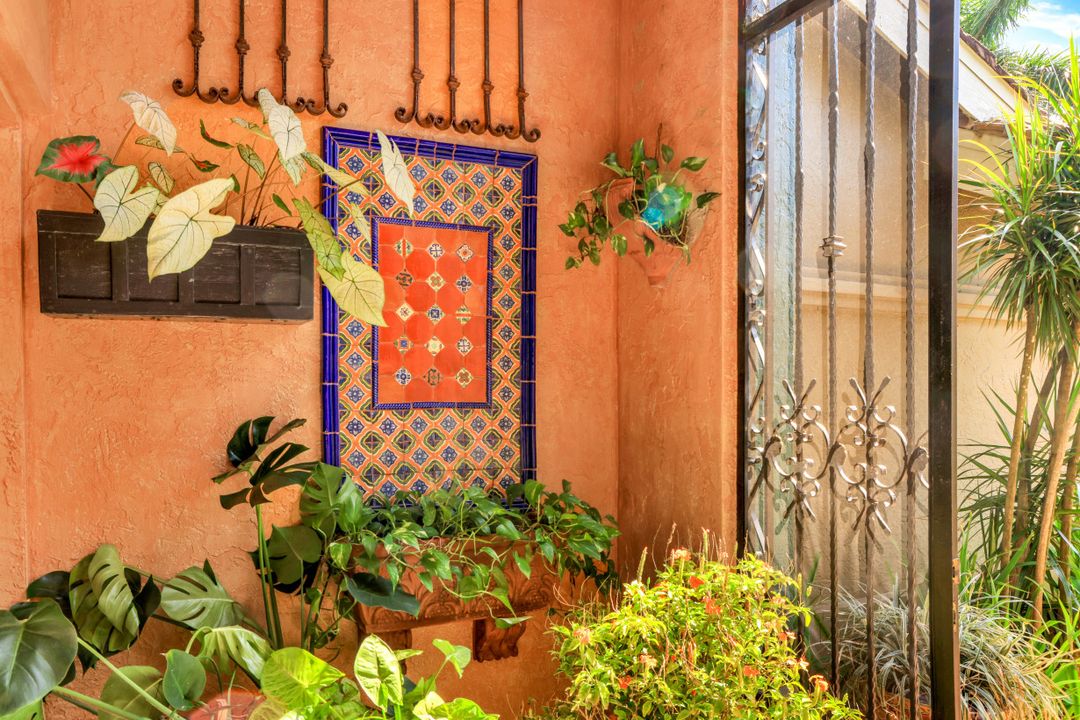 28419 Sombrero Dr, Bonita Springs, FL 34135