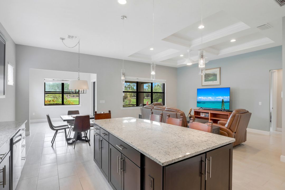 9419 Whooping Crane Wy, Naples, FL 34120