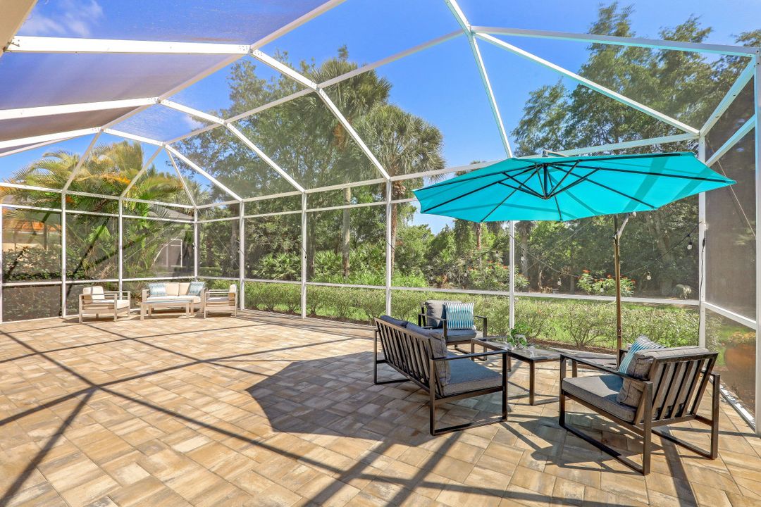 6251 Ashwood Ln, Naples, FL 34110