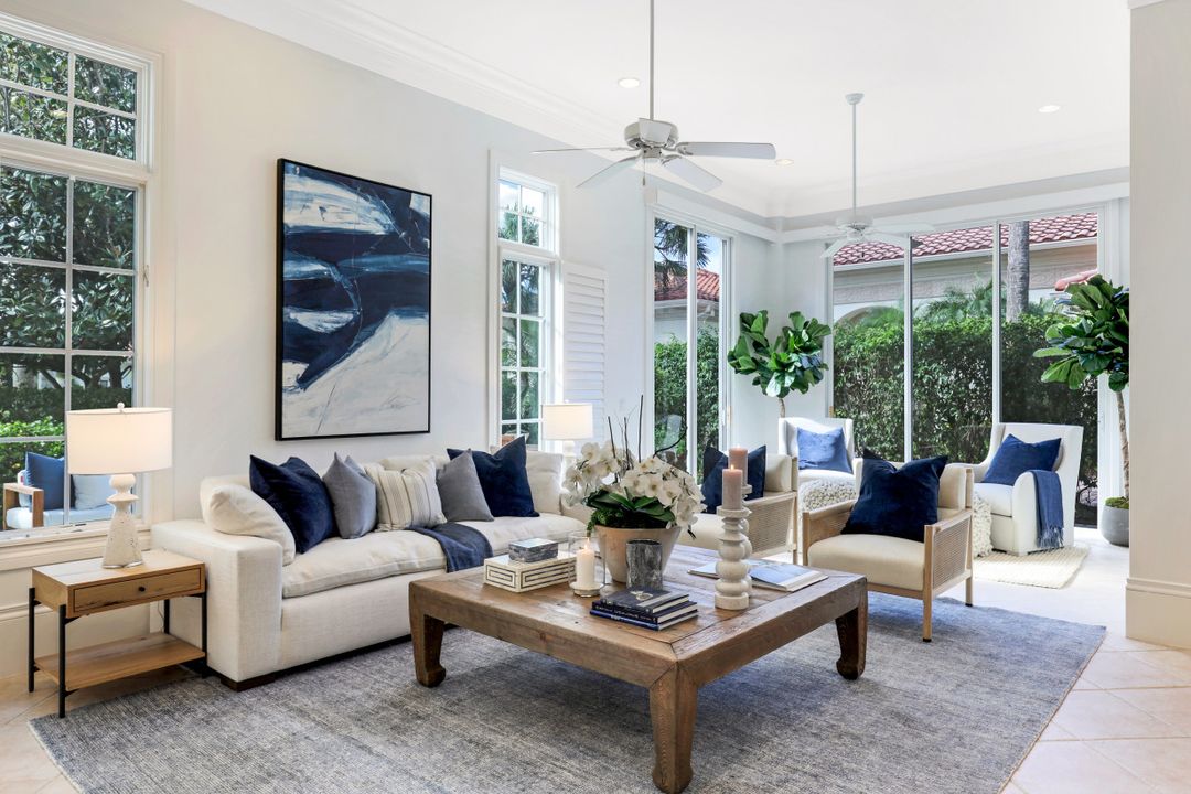 2547 Avila Ln, Naples, FL 34105