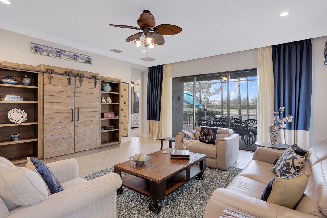 3370 Baltic Dr, Naples, FL 34119