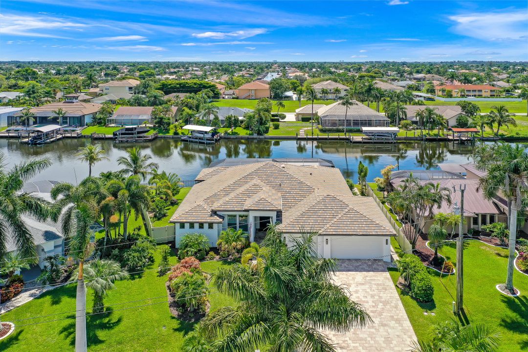 5405 SW 17th Ave, Cape Coral, FL 33914