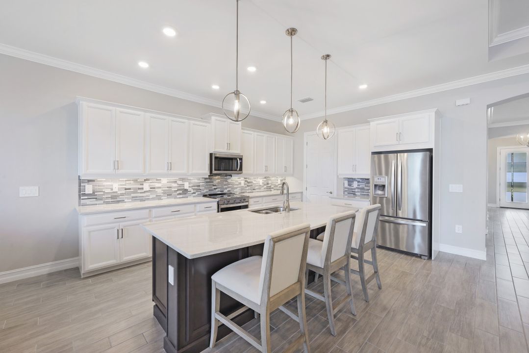 14711 Kelson Cir, Naples, FL 34114