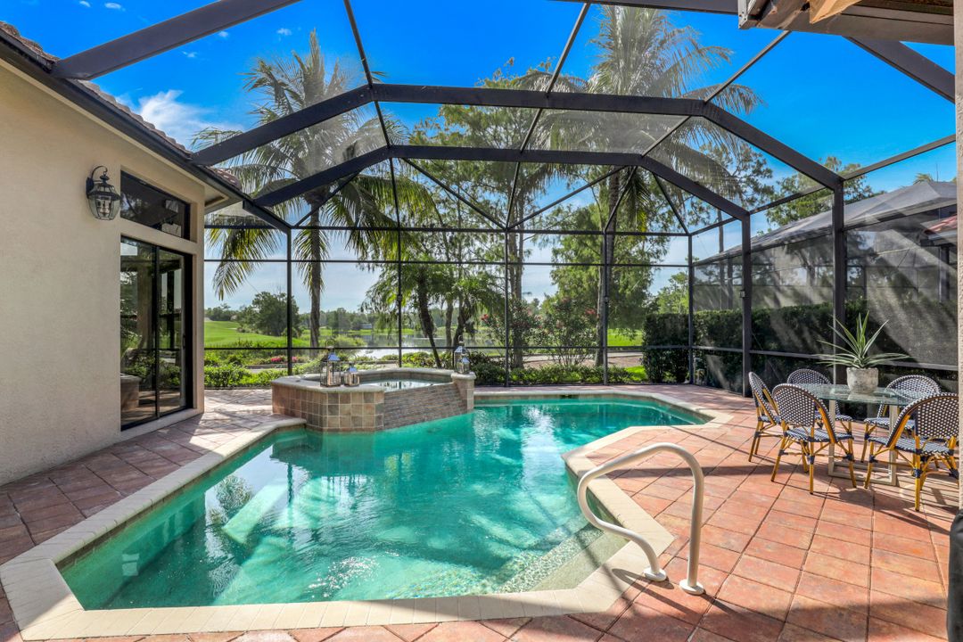 3114 Terramar Ct, Naples, FL 34119