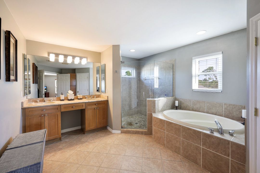 18251 Lynn Rd, North Fort Myers, FL 33917