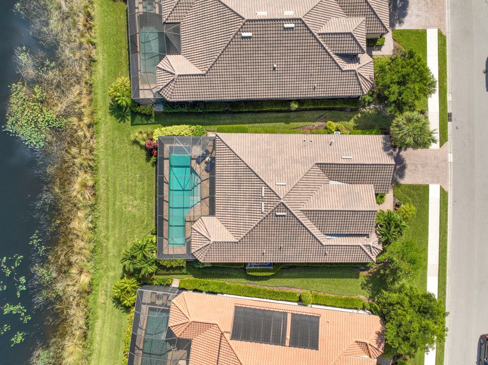 8880 Savona Ct, Naples, FL 34119