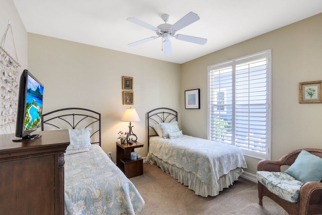 171 Geranium Ct, Marco Island, FL 34145