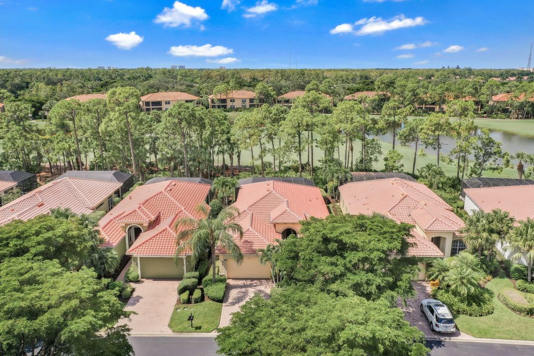 28637 Pienza Ct, Bonita Springs, FL 34135