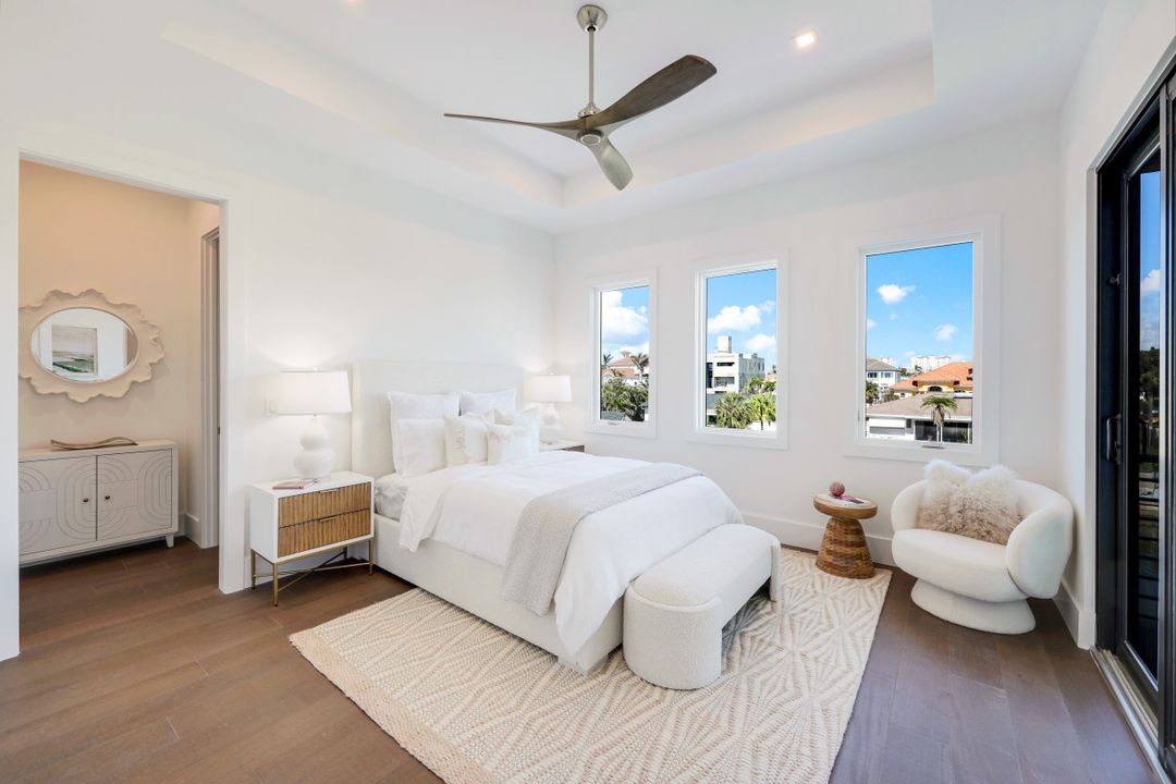 469 Germain Ave, Naples, FL 34108