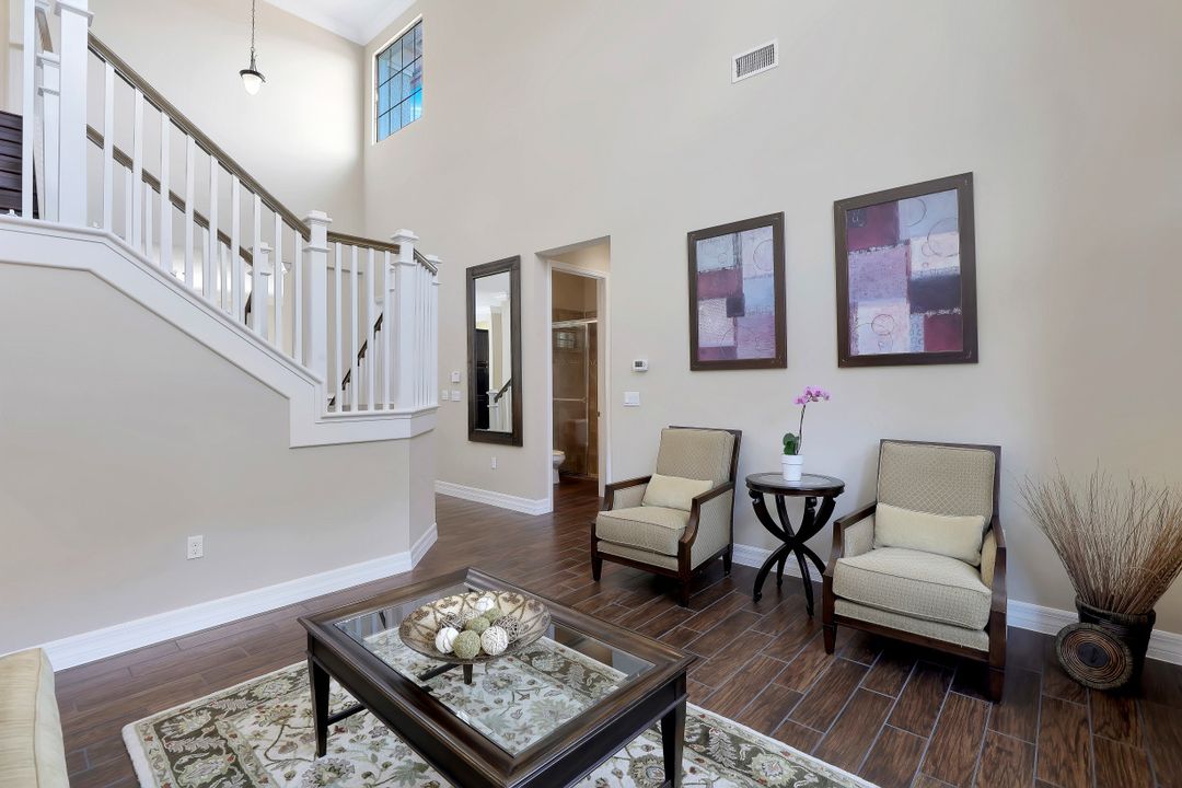 3271 Pacific Dr, Naples, FL 34119