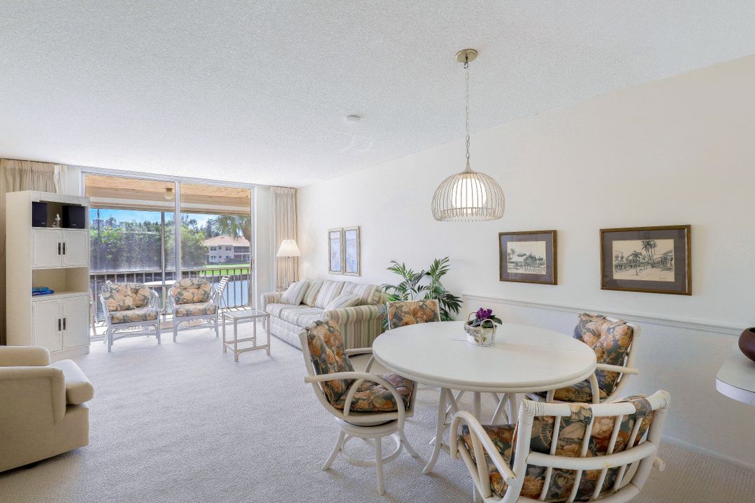 200 Forest Lakes Blvd #203, Naples, FL 34105