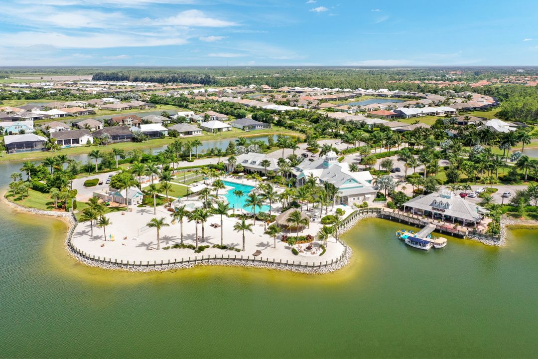 14234 Charthouse Cir, Naples, FL 34114