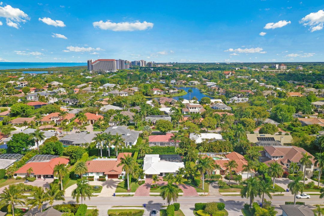 549 Neapolitan Way, Naples, FL 34103