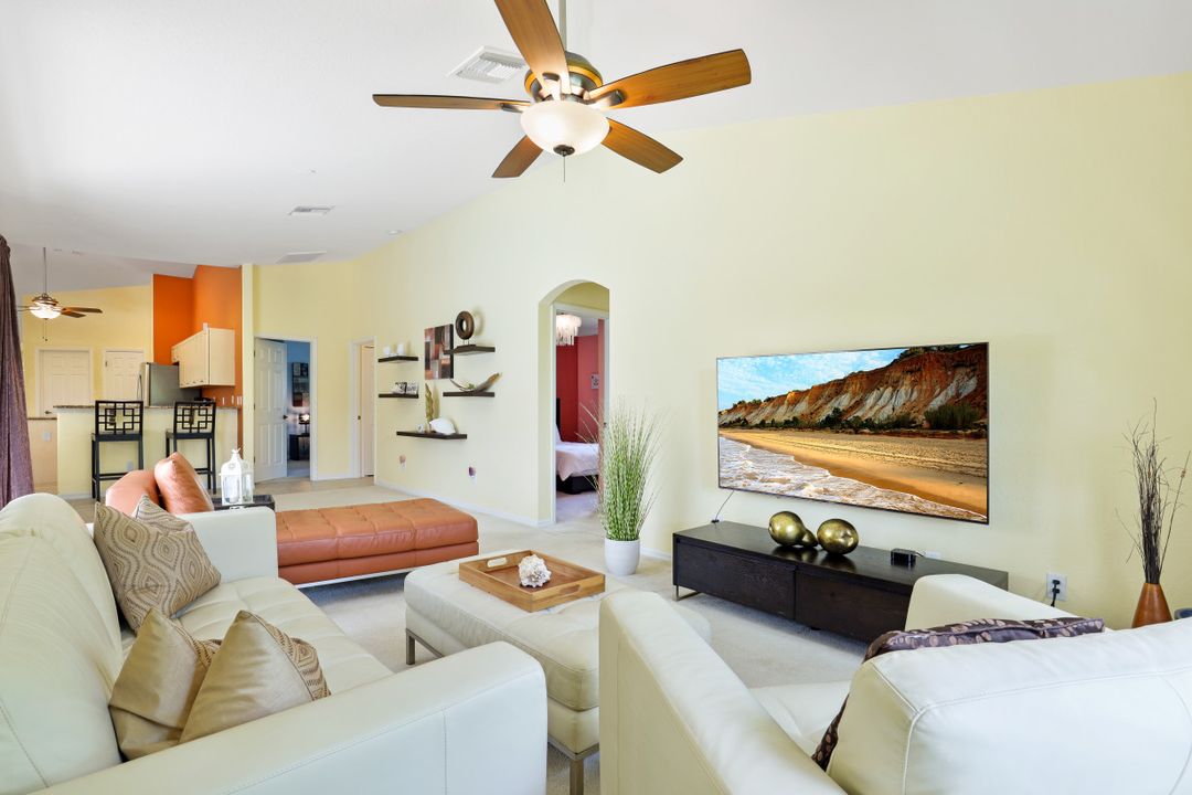 2100 SW 28th Ln, Cape Coral, FL 33914