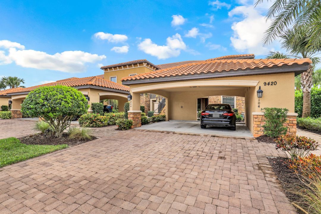 9420 Benvenuto Ct #104, Naples, FL 34119
