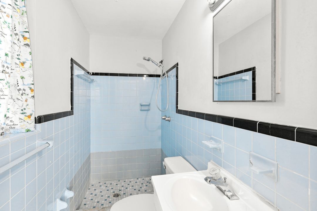 3575 Thomasson Dr, Naples, FL 34112