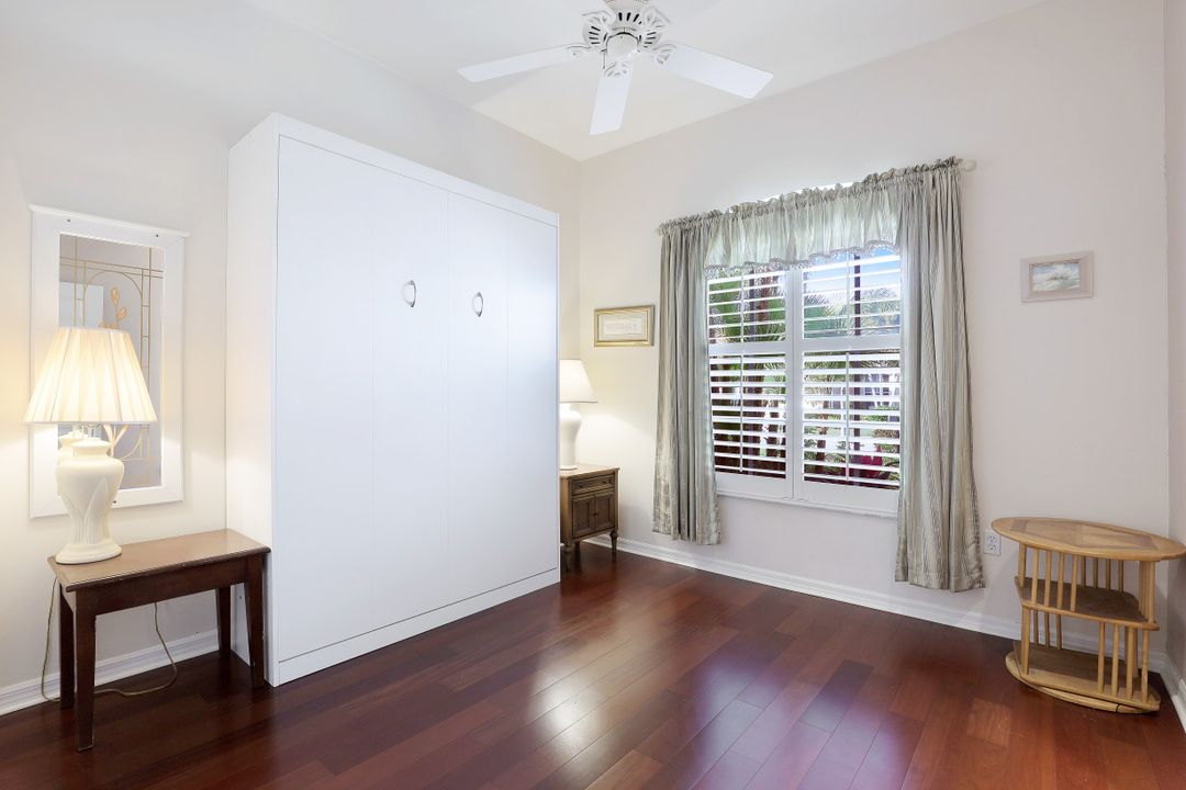 12756 Fox Ridge Dr, Bonita Springs, FL 34135