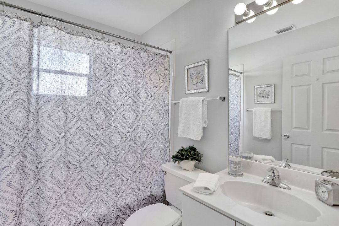 102 Pebble Shores Dr #3-201, Naples, FL 34110