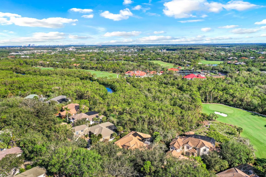 963 Barcarmil Way, Naples, FL 34110