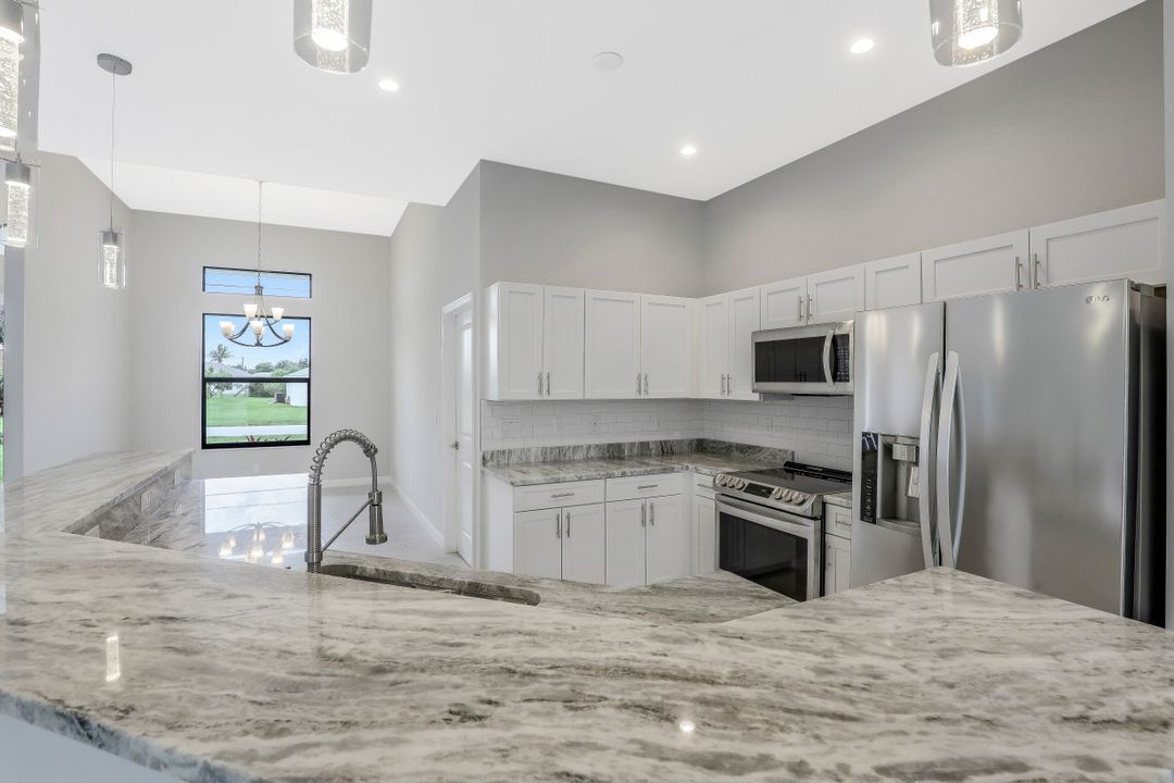 1113 SE 32nd Terrace, Cape Coral, FL 33904