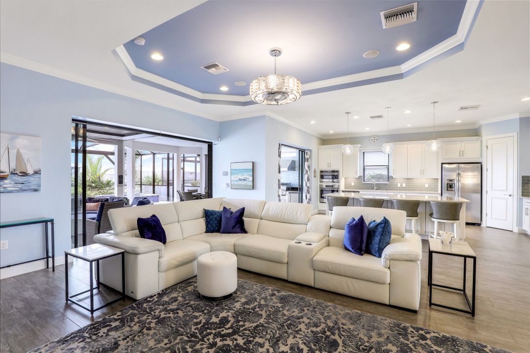 3254 Belon Ln, Naples, FL 34114