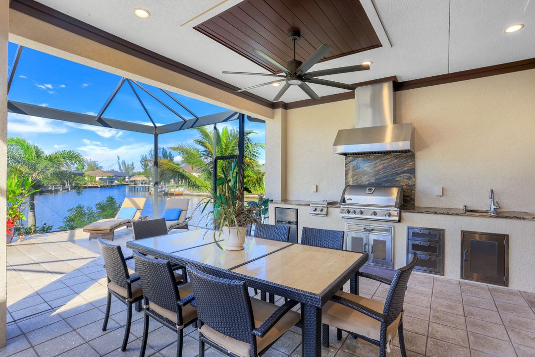 128 NW 39th Ave, Cape Coral, FL 33993