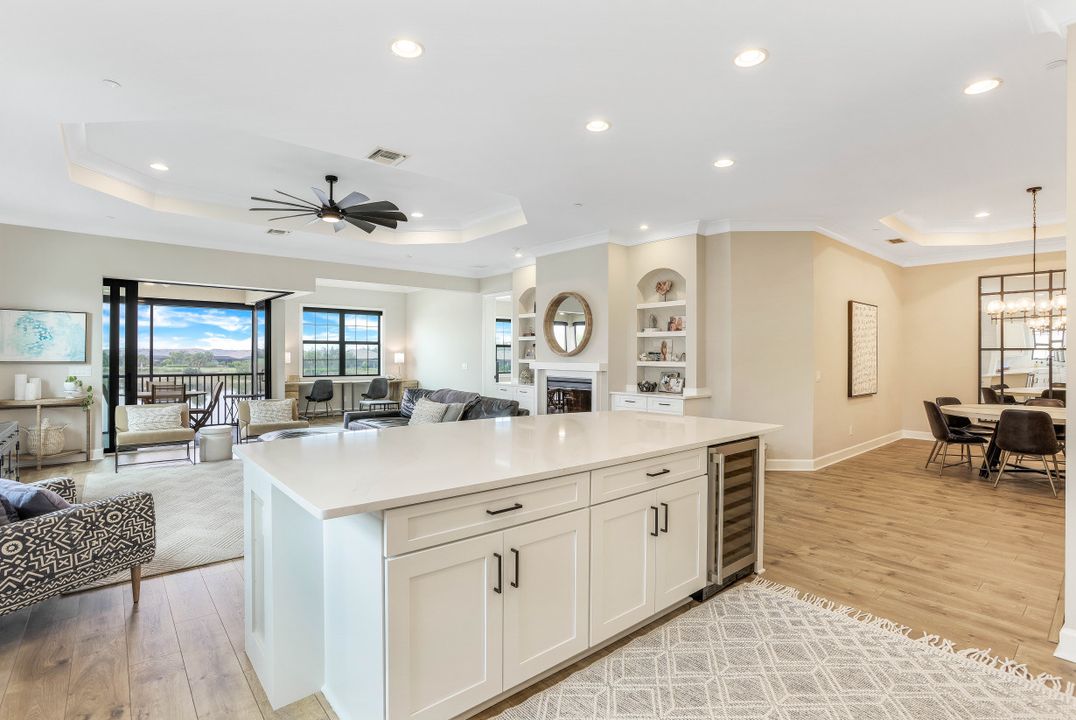 9636 Montelanico Loop #201, Naples, FL 34119