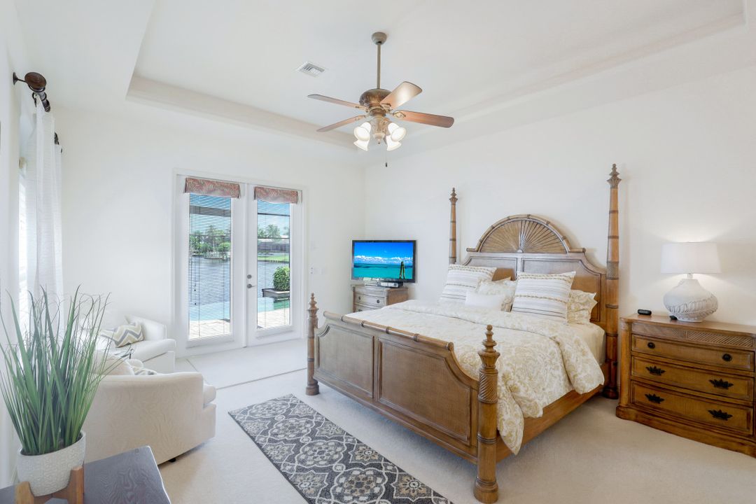 5360 Mikado Ct, Cape Coral, FL 33904