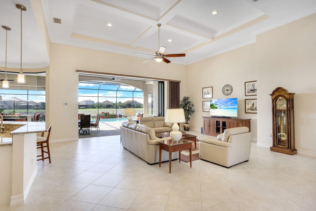 9225 Esplanade Blvd, Naples, FL 34119