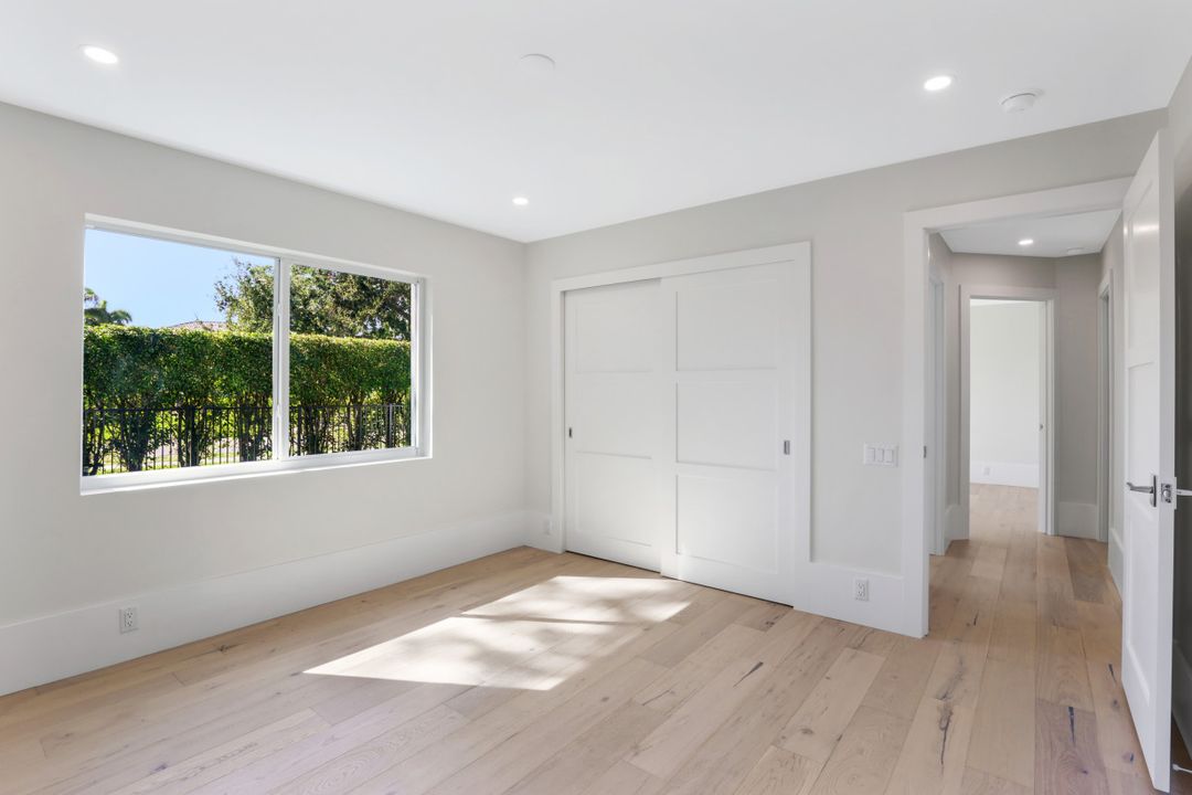 7525 Cordoba Cir, Naples, FL 34109