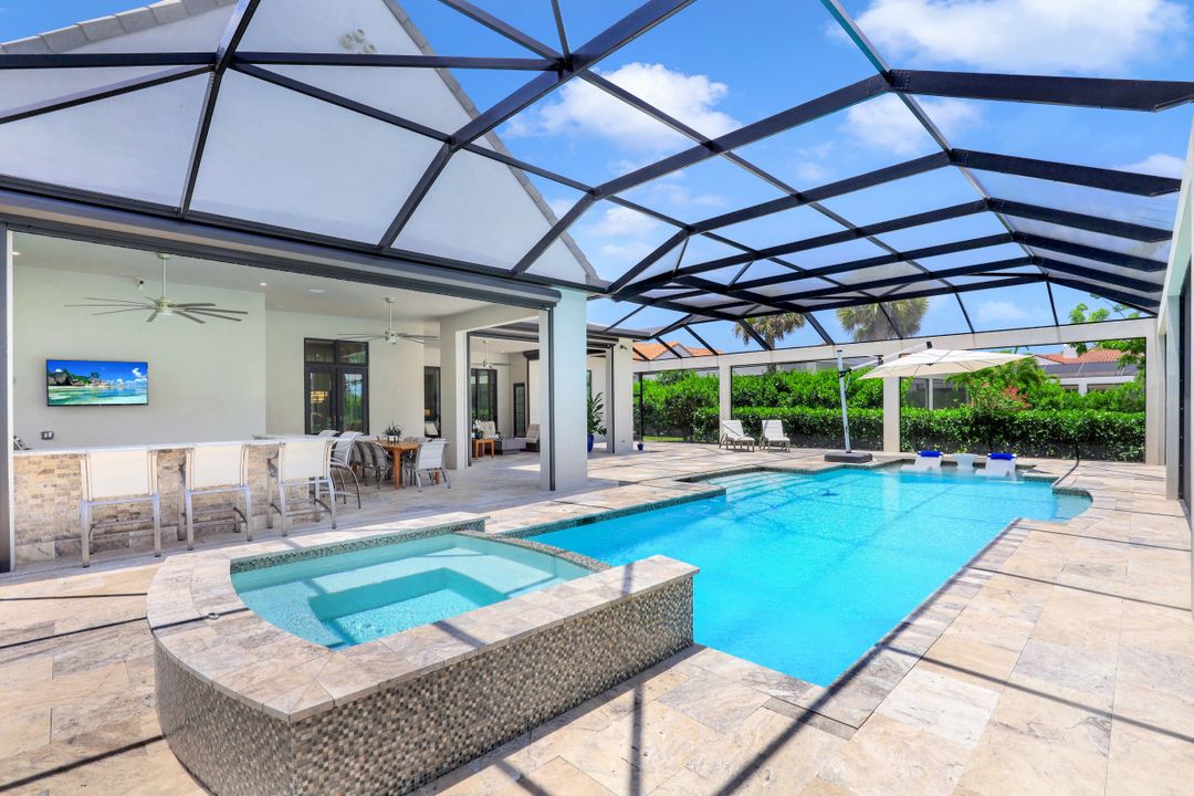 3243 Tavolara Ln, Naples, FL 34114