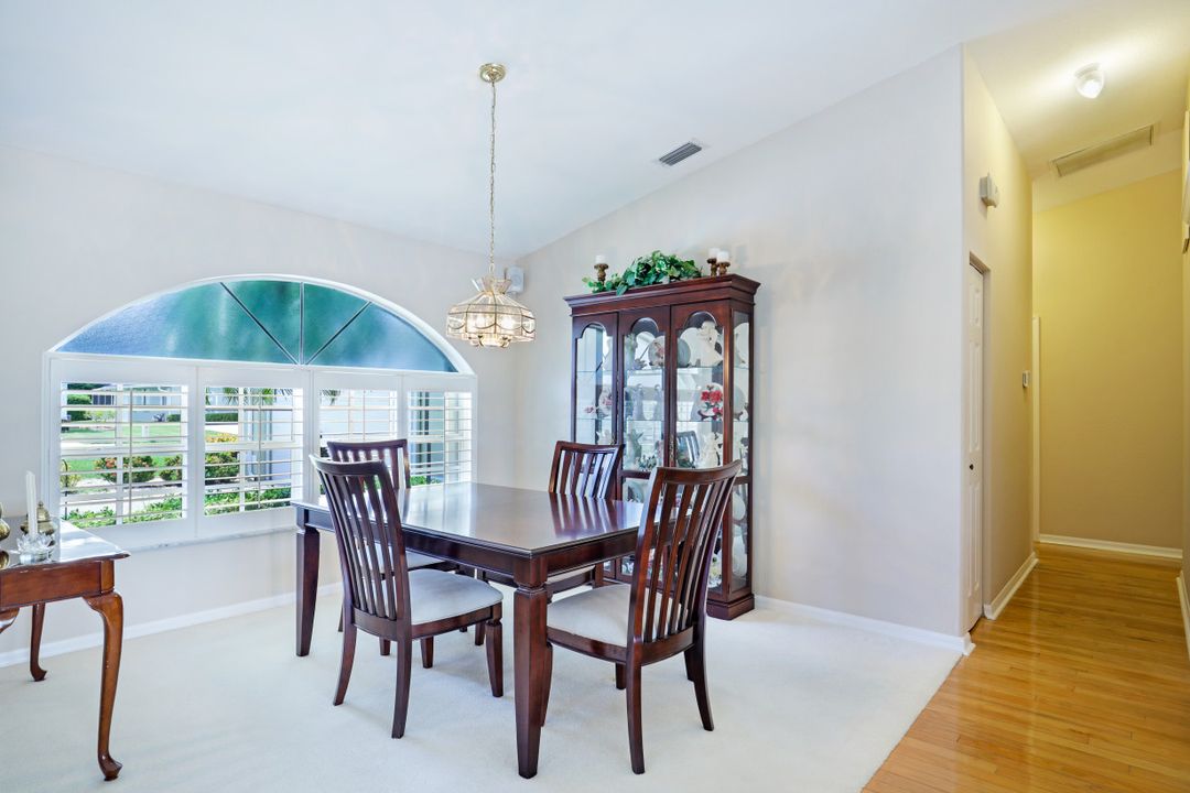 7563 Woodland Bend Cir, Fort Myers, FL 33912