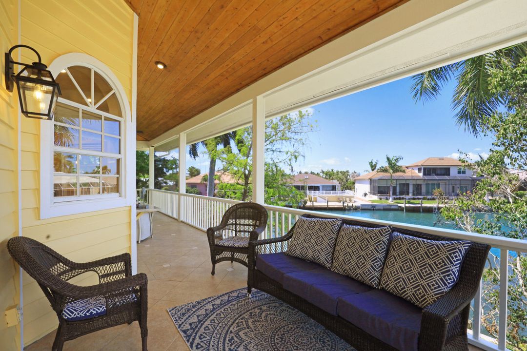 412 Barcelona Ct, Marco Island, FL 34145