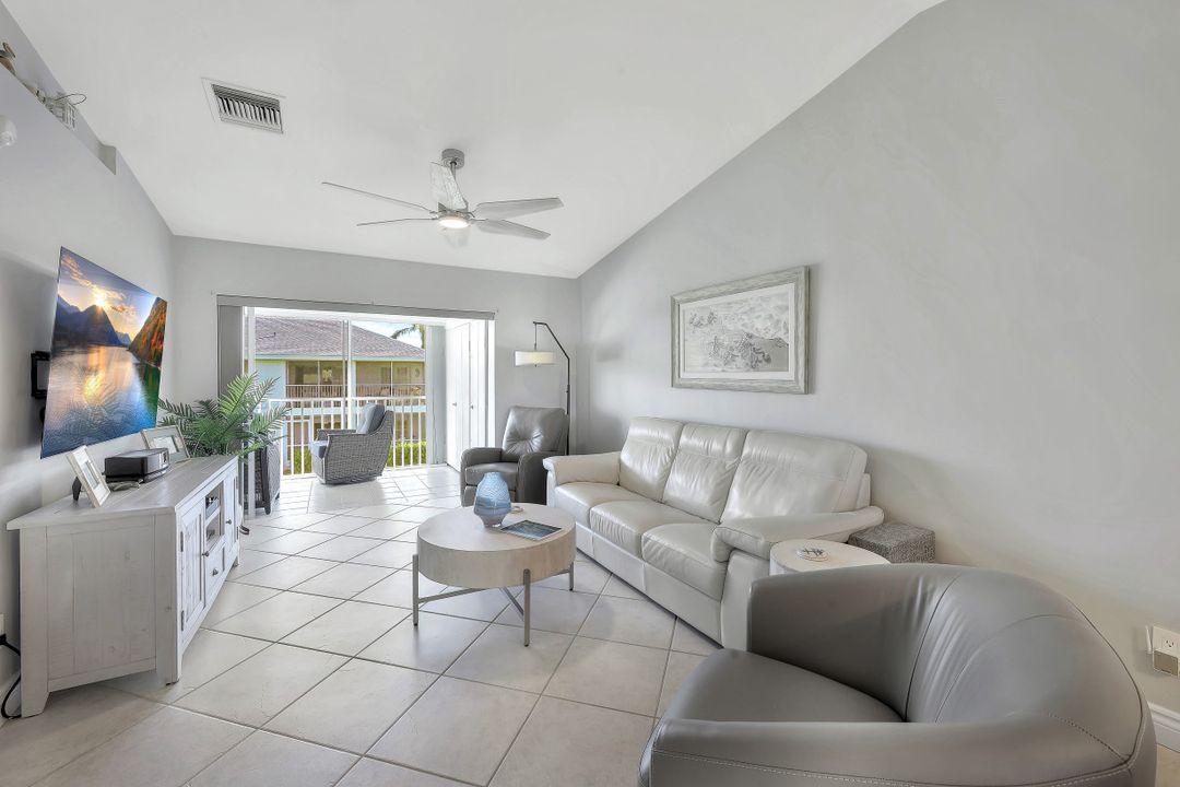 711 W Elkcam Cir #126, Marco Island, FL 34145